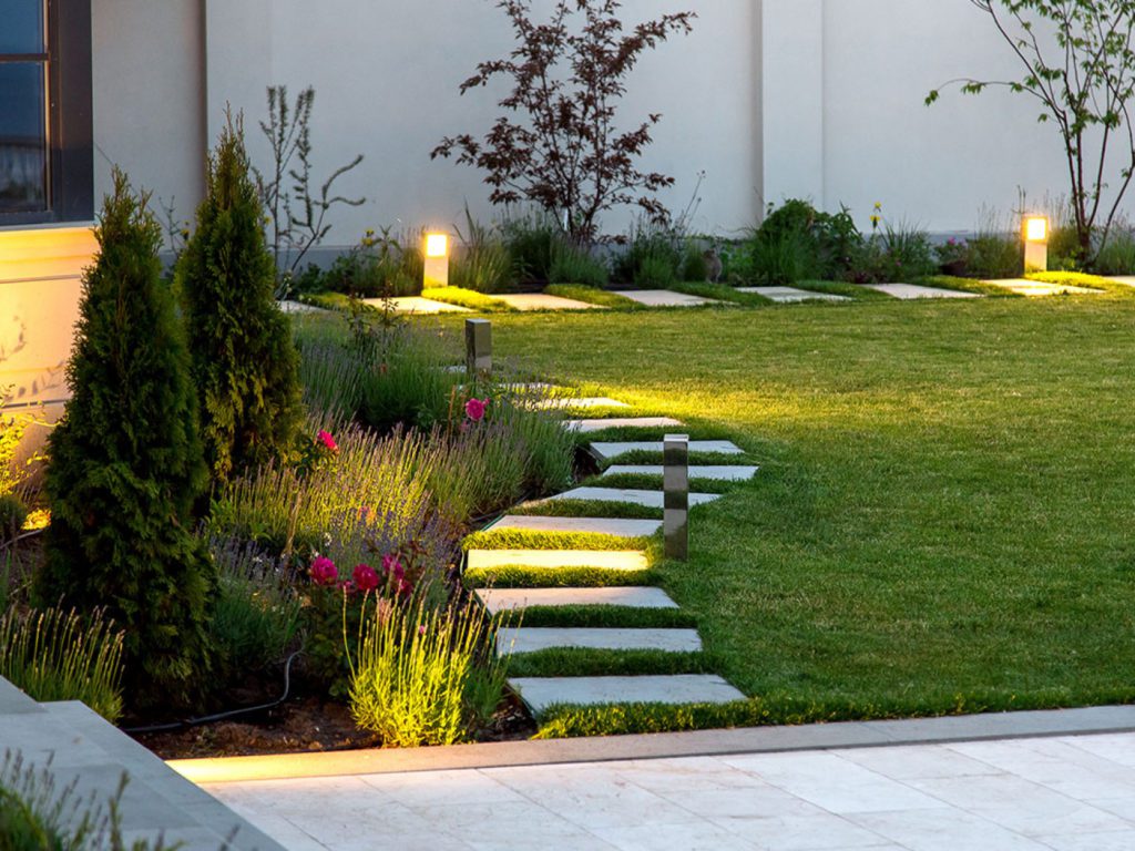 Landscape Lighting Services in Greenwich, CT | Safe and Sound Electric LLC
