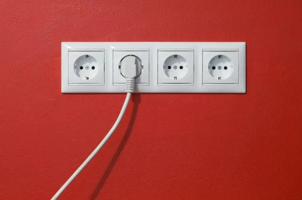 different electrical outlet types