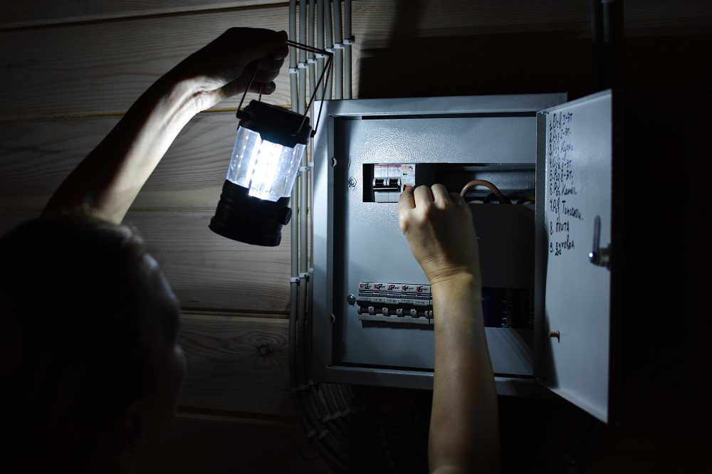 DIY Electrical Repairs in Connecticut. Safe and Sound Electric